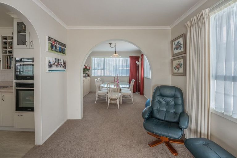 Photo of property in 74 Laurence Street, Manly, Whangaparaoa, 0930