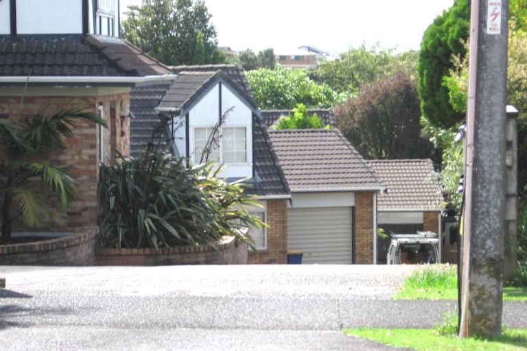 Photo of property in 38 Tirimoana Road, Te Atatu South, Auckland, 0602