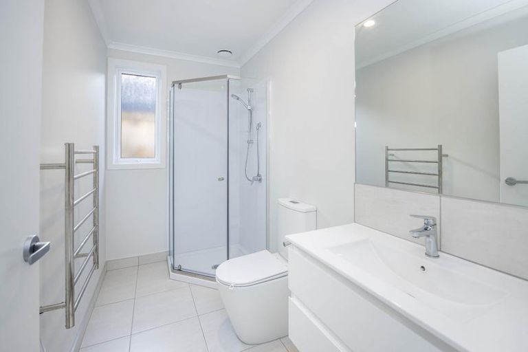 Photo of property in 13 Waruhia Crescent, Rototuna North, 3210