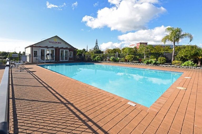 Photo of property in 5/30 Opito Way, East Tamaki, Auckland, 2013