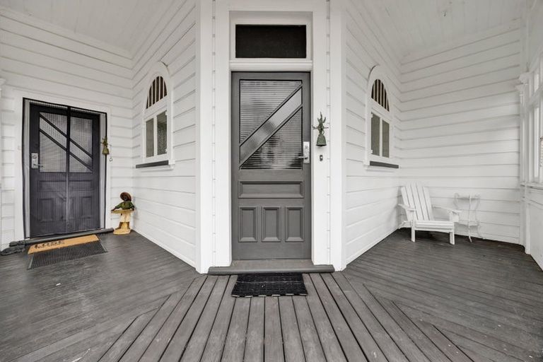 Photo of property in 45 Dives Avenue, Hawera, 4610