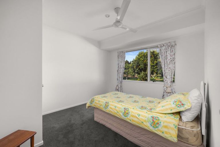 Photo of property in 32 Shepherd Road, Kerikeri, 0230