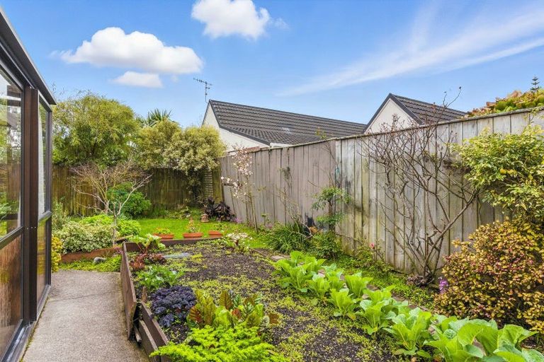 Photo of property in 48 Kapiti Road, Paraparaumu, 5032