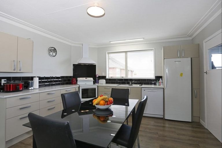 Photo of property in 1 Manapouri Street, Strathern, Invercargill, 9812