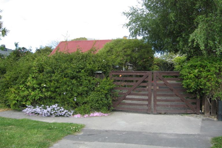 Photo of property in 15 Ropley Street, Amberley, 7410