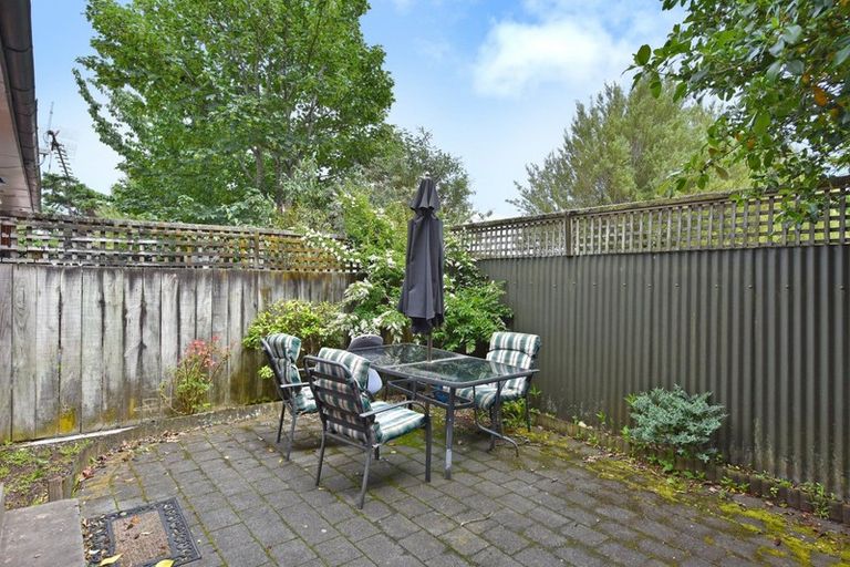 Photo of property in 2/30 Wilford Street, Wallaceville, Upper Hutt, 5018