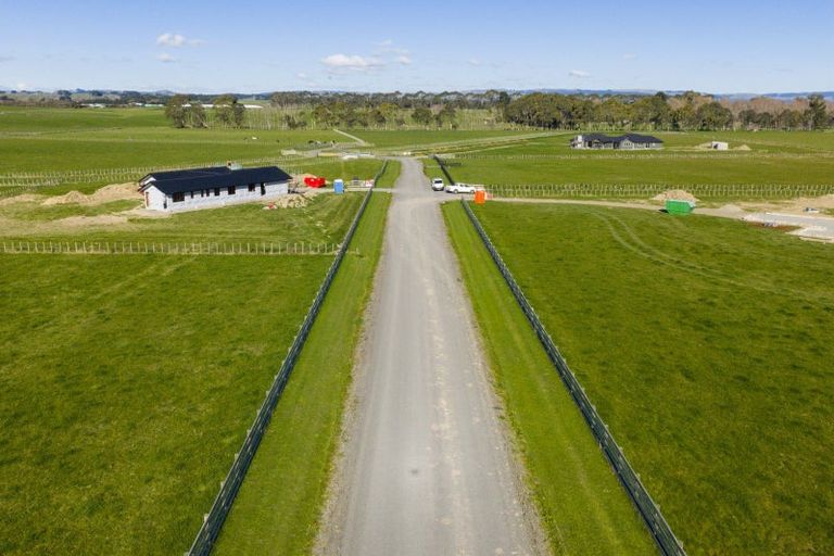 Photo of property in 11 Tirohanga Lane, Aorangi, 4775