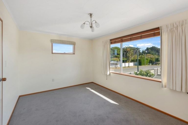 Photo of property in 322 Estuary Road, South New Brighton, Christchurch, 8062