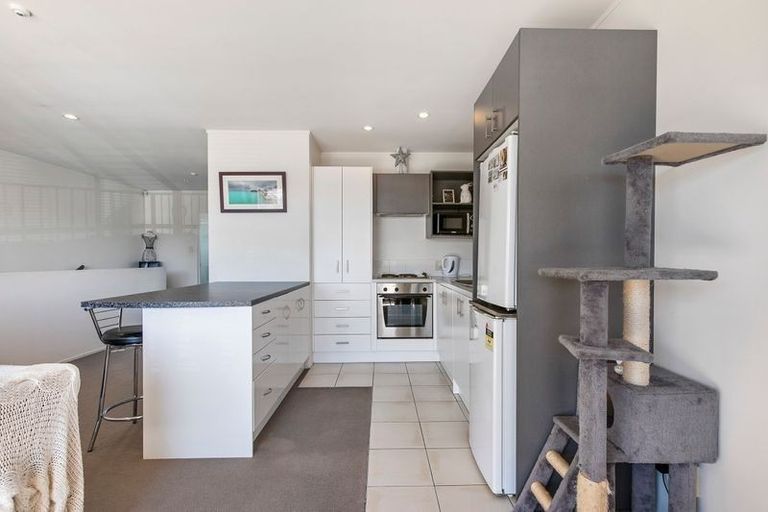 Photo of property in 9/15 Bishop Lenihan Place, East Tamaki, Auckland, 2013