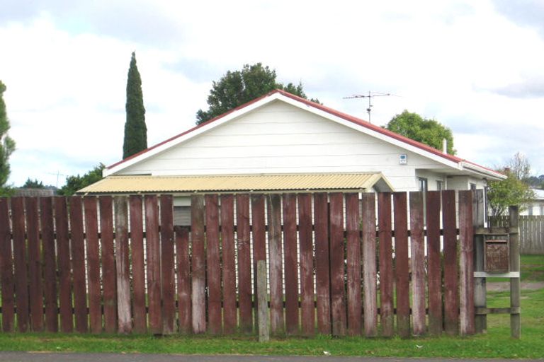 Photo of property in 125 Bruce Mclaren Road, Henderson, Auckland, 0612