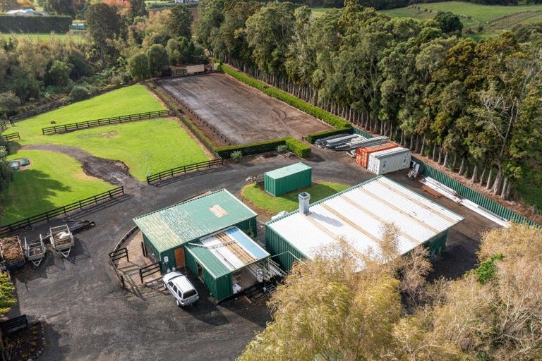 Photo of property in 80 Ingram Road, Bombay, Drury, 2579