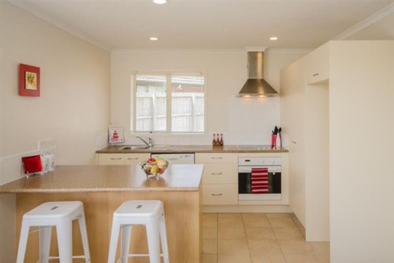 Photo of property in 4 Innisowen Place, Flat Bush, Auckland, 2019