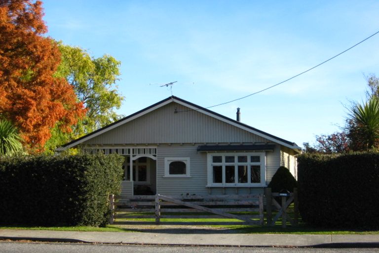 Photo of property in 54 Hamilton Street, East Gore, Gore, 9710