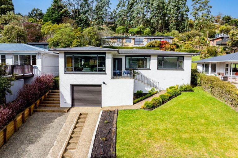 Photo of property in 94 Hocken Street, Kenmure, Dunedin, 9011