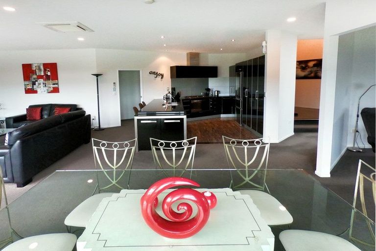 Photo of property in 49 Aberdeen Crescent, Wattle Downs, Auckland, 2103