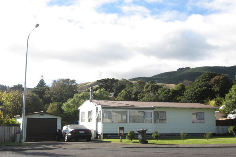 Photo of property in 34 Hookway Grove, Paraparaumu, 5032