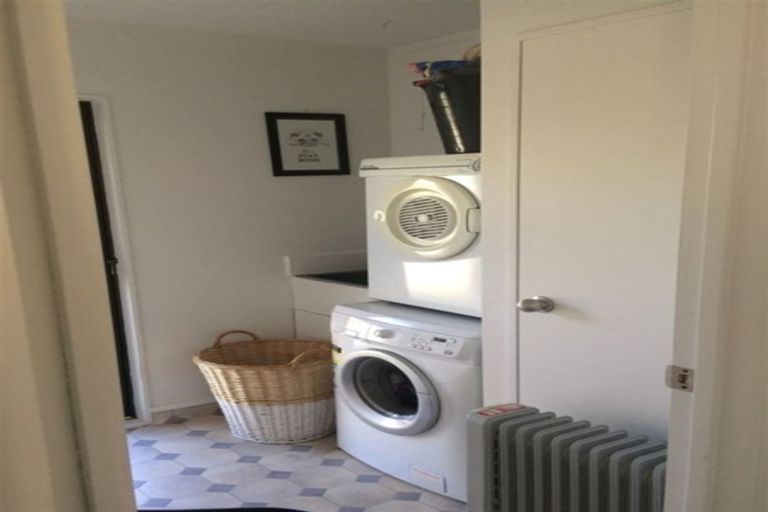 Photo of property in 7b Kaimai Place, Hairini, Tauranga, 3112