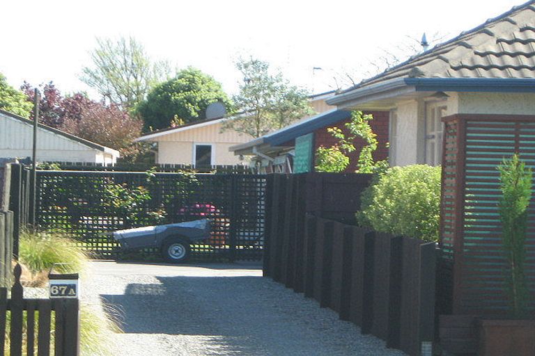 Photo of property in 67a Winters Road, Redwood, Christchurch, 8051
