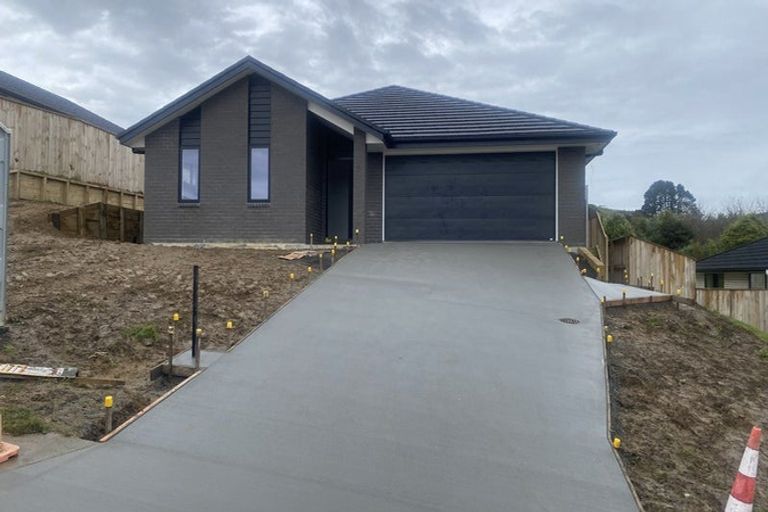 Photo of property in 63 Leathem Crescent, Pokeno, 2402
