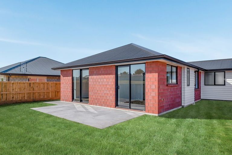 Photo of property in 33 Kiritiana Close, Pyes Pa, Tauranga, 3112
