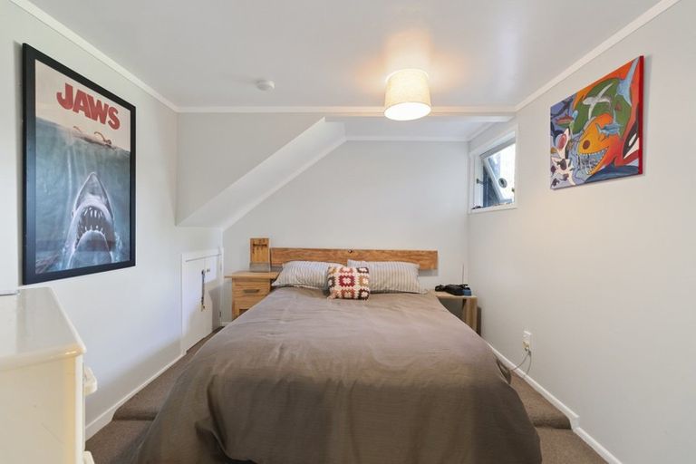 Photo of property in 38 Omokoroa Road, Omokoroa, 3114