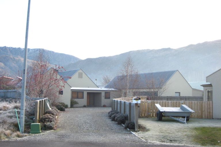 Photo of property in 10 Shanahan Lane, Arrowtown, 9302