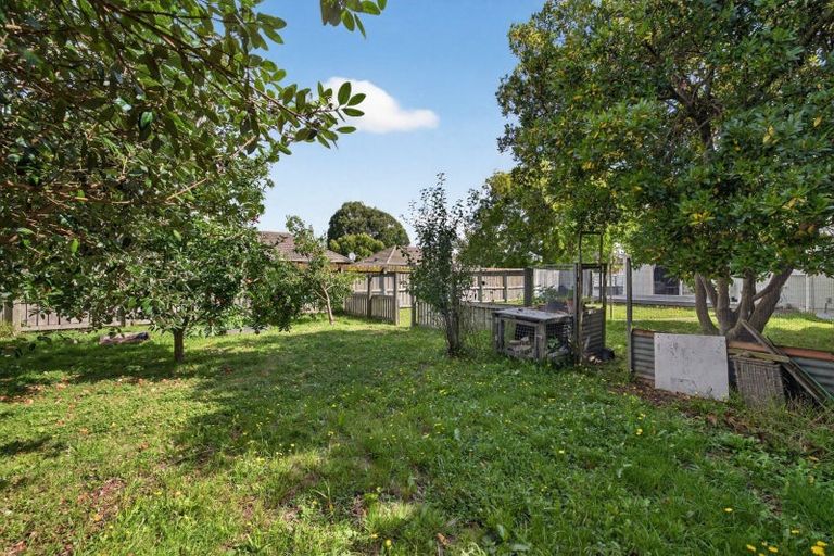 Photo of property in 4 Renfrew Place, Highbury, Palmerston North, 4412