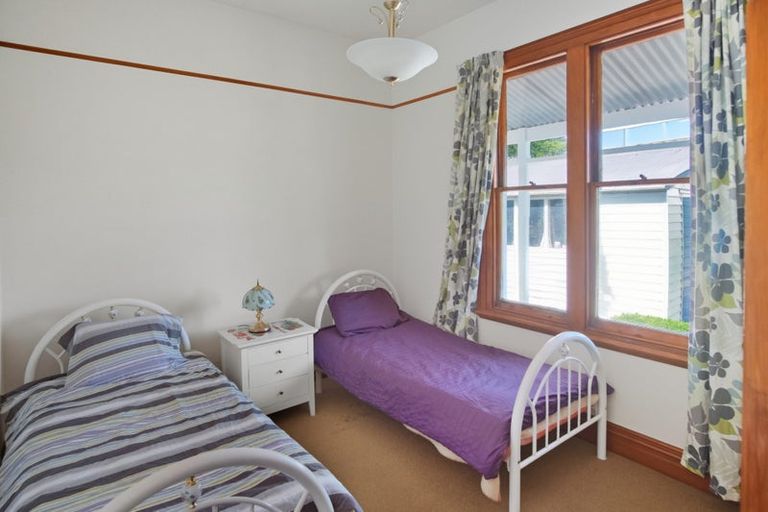 Photo of property in 133 Somerfield Street, Somerfield, Christchurch, 8024