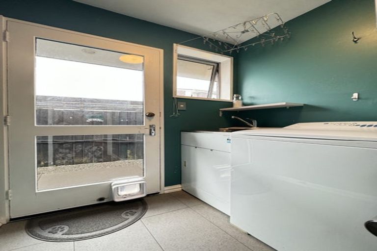 Photo of property in 2/59 Clare Road, St Albans, Christchurch, 8014