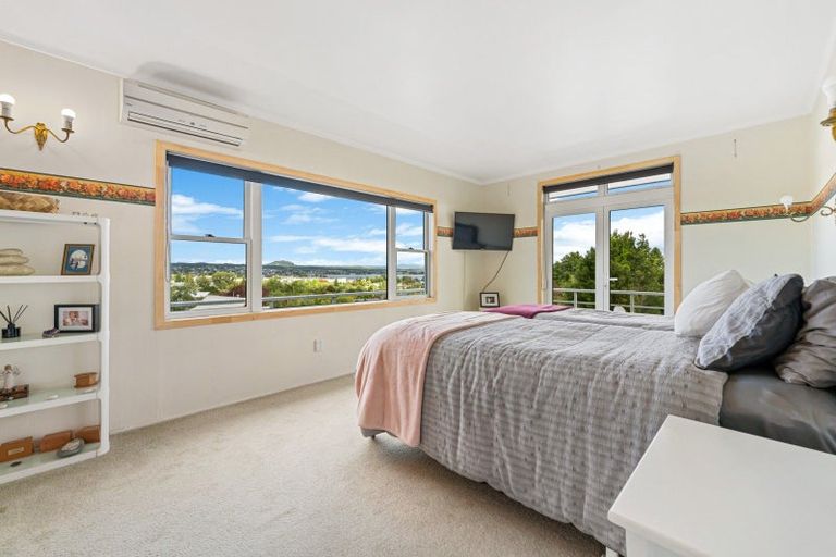 Photo of property in 87 Acacia Bay Road, Nukuhau, Taupo, 3330