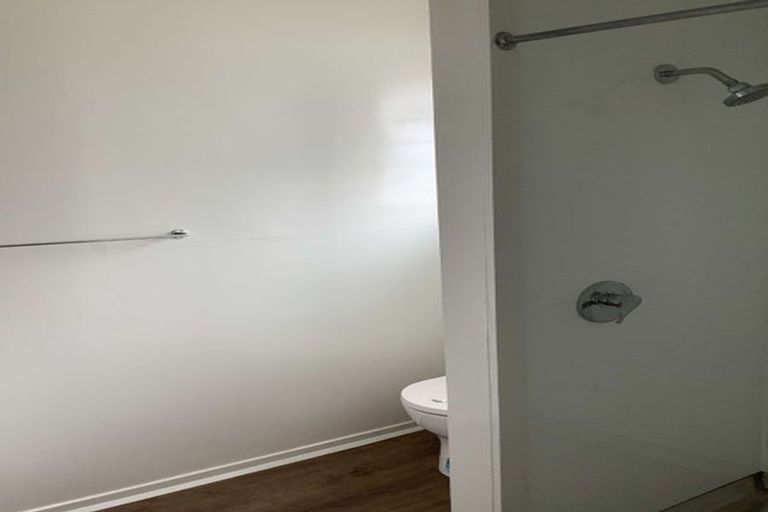 Photo of property in 2/86 Picton Avenue, Riccarton, Christchurch, 8011