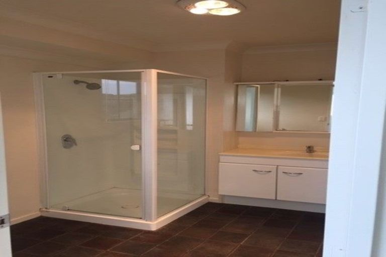 Photo of property in 22 Waverton Terrace, Churton Park, Wellington, 6037