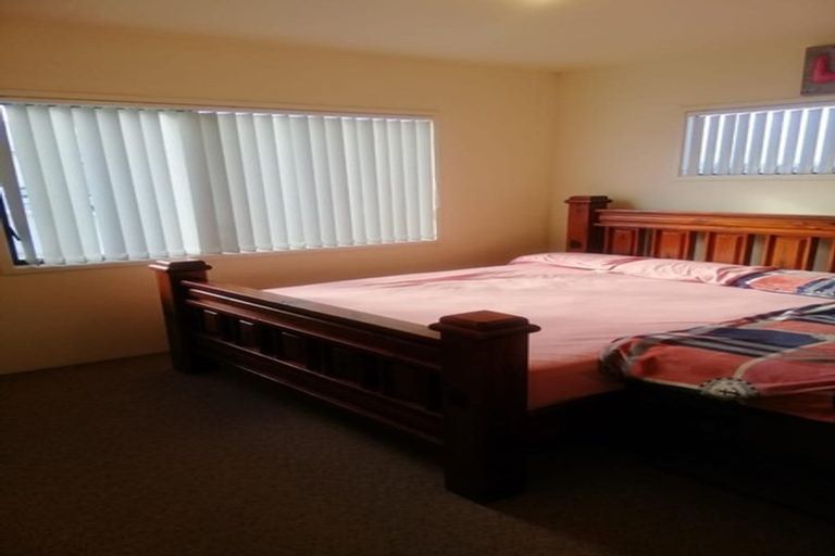 Photo of property in 3/29 Aeronautic Road, Takanini, 2112