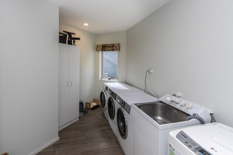 Photo of property in 9 Enticott Place, Huntsbury, Christchurch, 8022