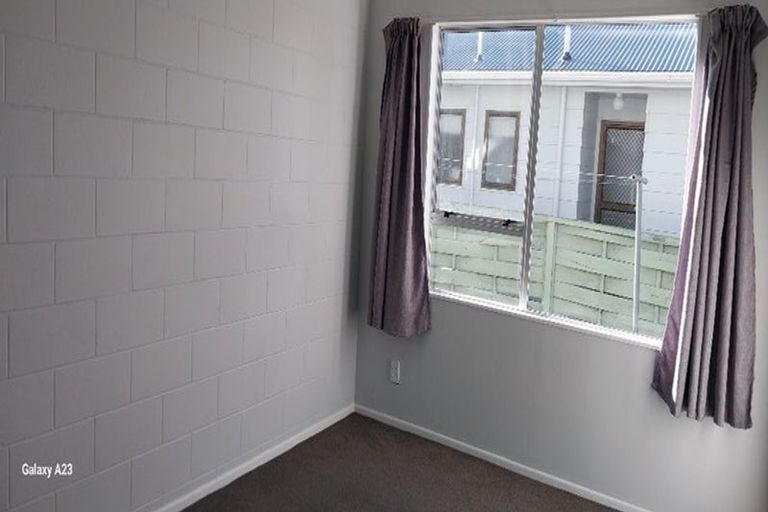 Photo of property in 46 Awamutu Grove, Waiwhetu, Lower Hutt, 5010