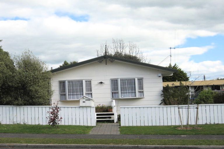 Photo of property in 79 Resolution Road, Welcome Bay, Tauranga, 3112