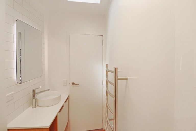 Photo of property in 23a Fraser Crescent, Elderslea, Upper Hutt, 5018