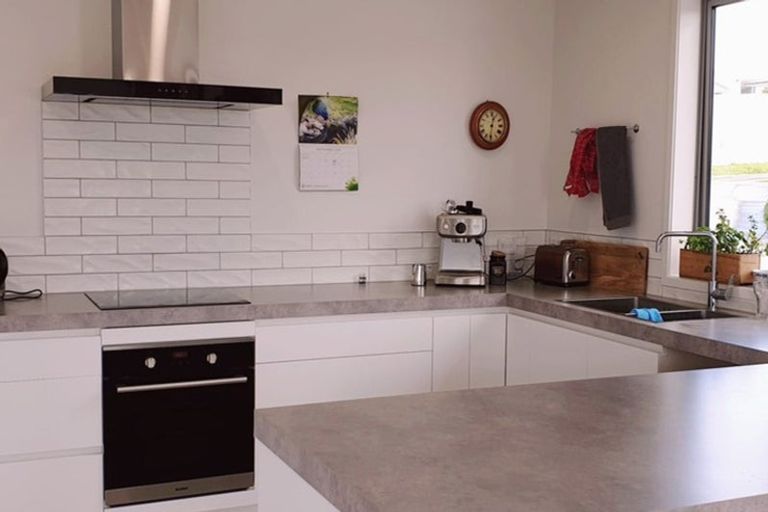 Photo of property in 6b Takahe Place, Mangawhai, 0505