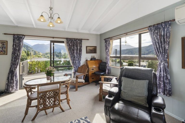 Photo of property in 5 Mahakipawa Road, Havelock, 7100