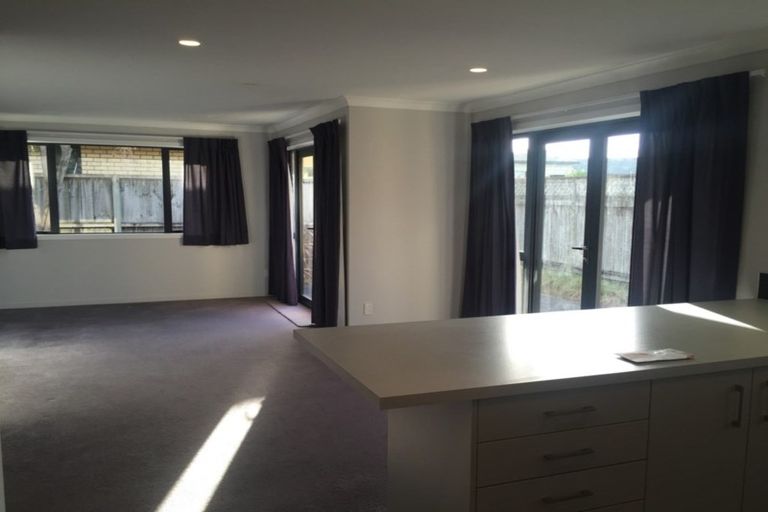 Photo of property in 5a Bronte Place, Leamington, Cambridge, 3432