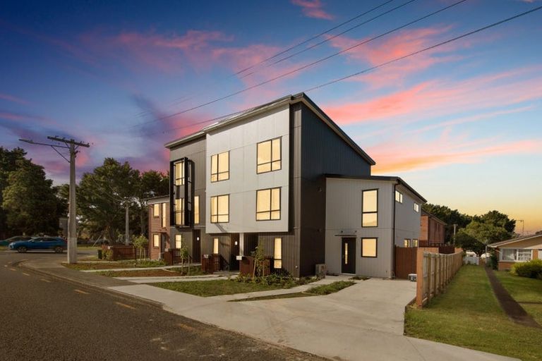 Photo of property in 5 Settlement Road, Papakura, 2110