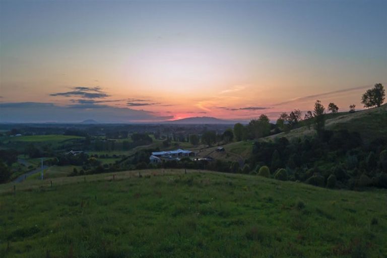 Photo of property in 1/165 Smart Road, Cambridge, 3496