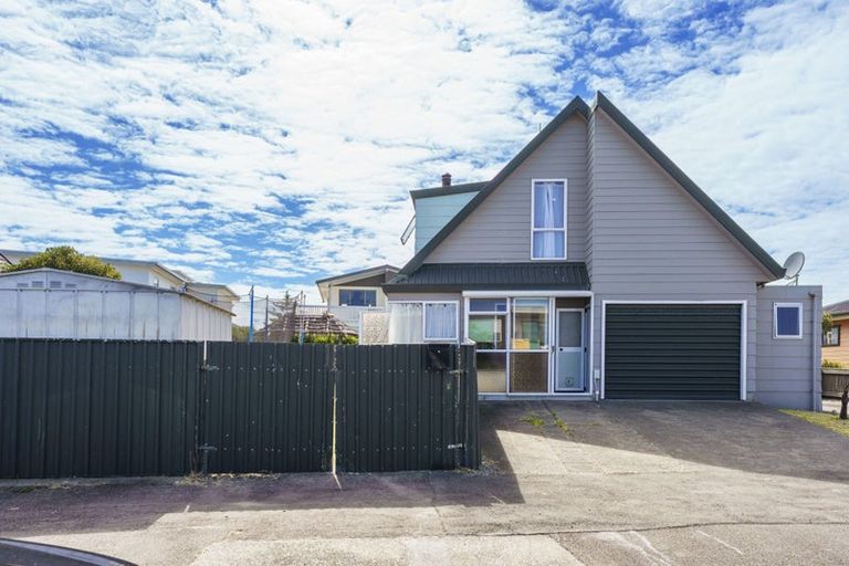Photo of property in 93a Charles Street, Westshore, Napier, 4110