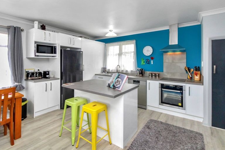 Photo of property in 75 Gordon Street, Dannevirke, 4930