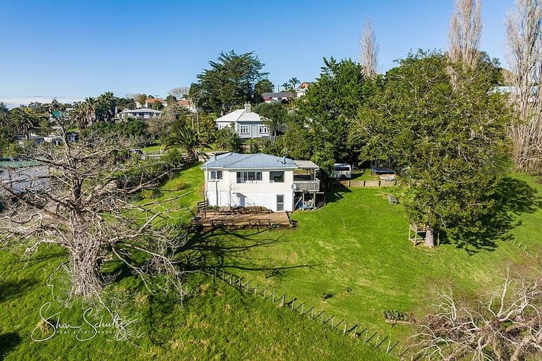 Photo of property in 53 Hurndall Street East, Maungaturoto, 0520