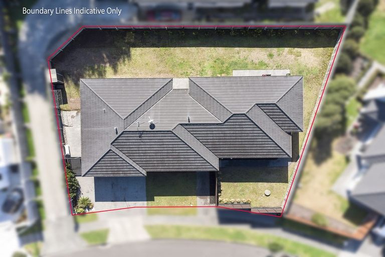 Photo of property in 11 Petrel Close, Paraparaumu Beach, Paraparaumu, 5032