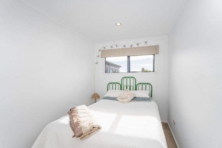 Photo of property in 18 Ringwood Place, Whitianga, 3510