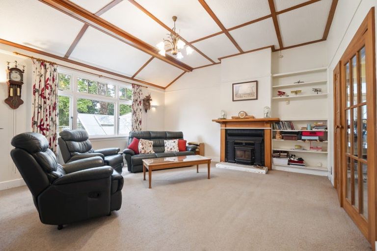 Photo of property in 7 Calico Line, Marton, 4710