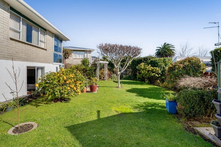 Photo of property in 6 Norwich Avenue, Spotswood, New Plymouth, 4310