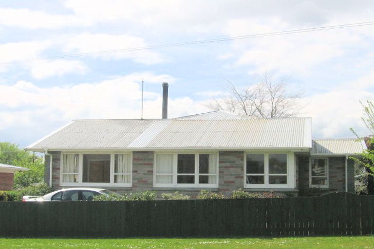 Photo of property in 18 Elliott Crescent, Owhata, Rotorua, 3010